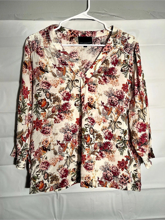 Cynthia Rowley Tops - Cynthia Rowley Floral Blouse Size M Cream Pink Boho V-Neck 3/4 Sleeve